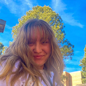 Meet your Posher, Katelyn